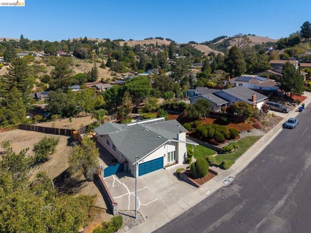 2615 Alhambra Way, Pinole, CA 94564