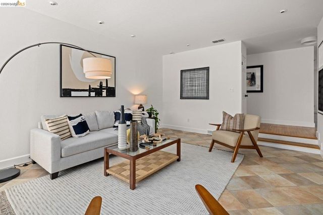 2615 Alhambra Way, Pinole, CA 94564