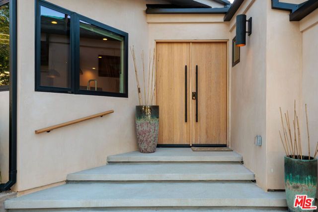 3637 Loadstone Drive, Sherman Oaks, CA 91403