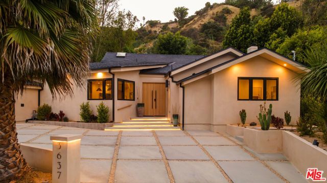 3637 Loadstone Drive, Sherman Oaks, CA 91403