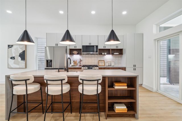 3409 Stonewall Street, Houston, TX 77020