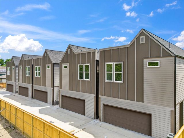 3409 Stonewall Street, Houston, TX 77020