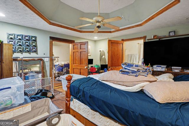 22 S Broad Street, Porterdale, GA 30014