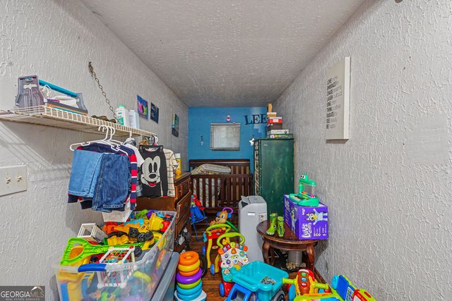 22 S Broad Street, Porterdale, GA 30014