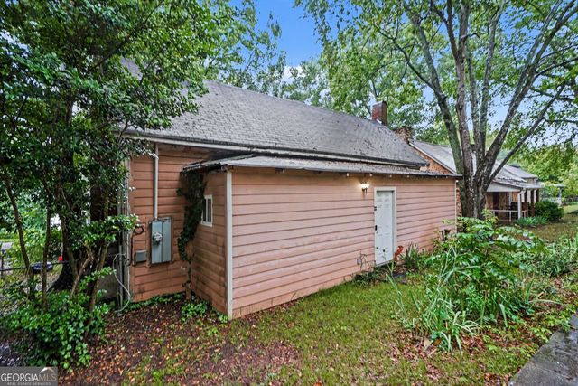 22 S Broad Street, Porterdale, GA 30014