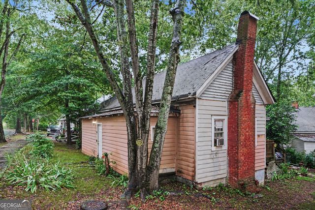 22 S Broad Street, Porterdale, GA 30014