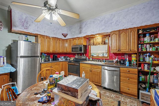 22 S Broad Street, Porterdale, GA 30014