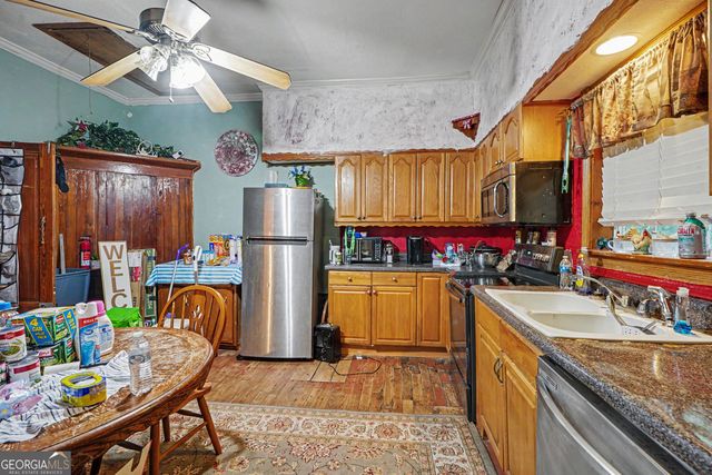 22 S Broad Street, Porterdale, GA 30014