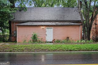 22 S Broad Street, Porterdale, GA 30014