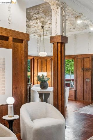 1049 Keith Ave, Berkeley, CA 94708