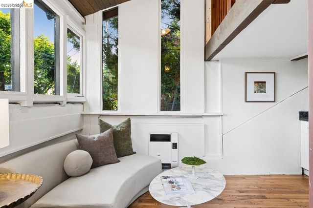 1049 Keith Ave, Berkeley, CA 94708