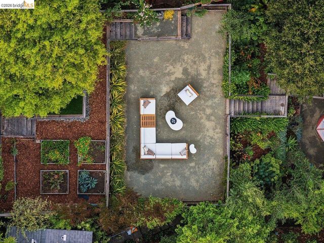 1049 Keith Ave, Berkeley, CA 94708