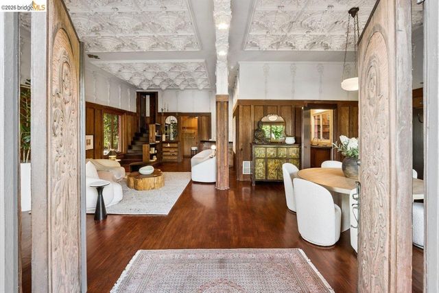 1049 Keith Ave, Berkeley, CA 94708
