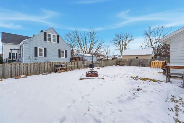 261 SUPERIOR STREET, Fond Du Lac, WI 54935