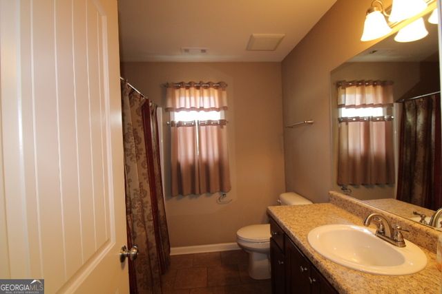 206 Cole Forest Boulevard, Barnesville, GA 30204