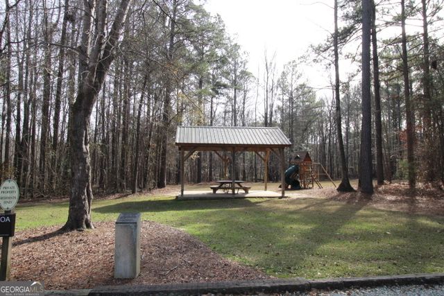 206 Cole Forest Boulevard, Barnesville, GA 30204