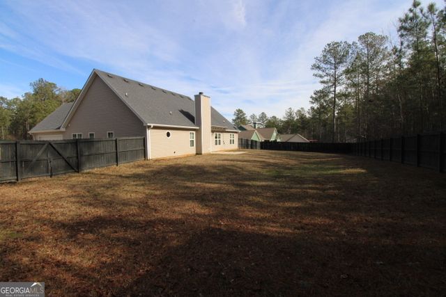 206 Cole Forest Boulevard, Barnesville, GA 30204