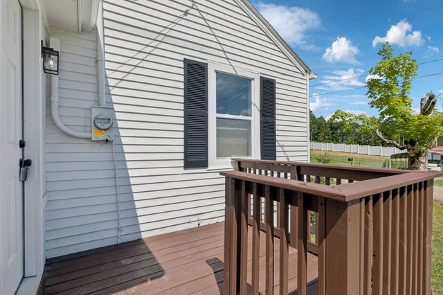 105 Batson St, Ashland City, TN 37015