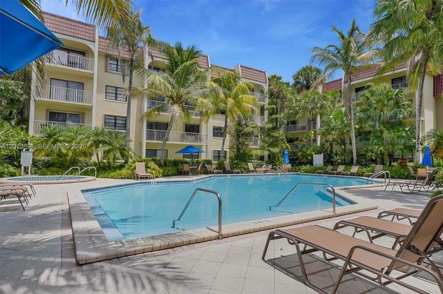 9301 SW 92nd Avenue A302, Miami, FL 33176