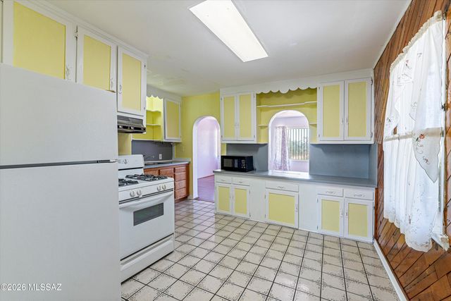 228 W Jacinto Street, Tucson, AZ 85705