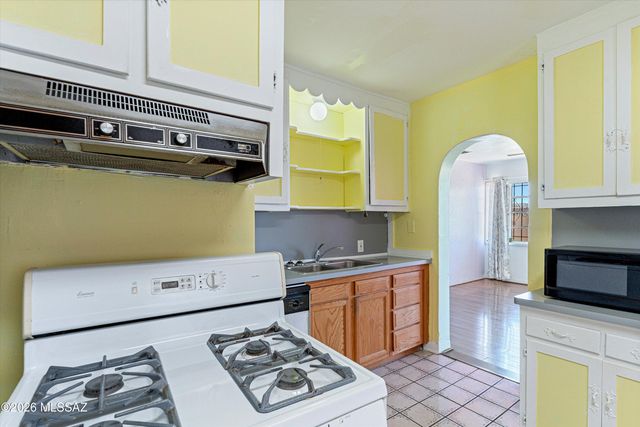 228 W Jacinto Street, Tucson, AZ 85705