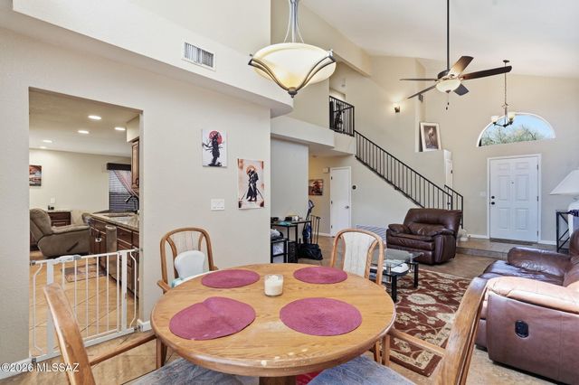 1260 N Amberbrooke Avenue, Tucson, AZ 85745