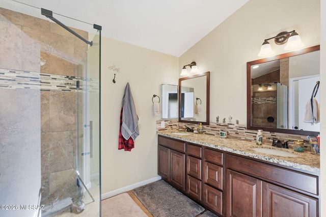 1260 N Amberbrooke Avenue, Tucson, AZ 85745