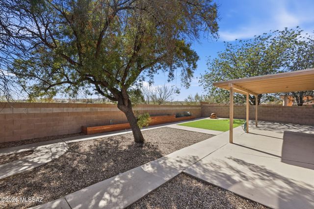 1260 N Amberbrooke Avenue, Tucson, AZ 85745