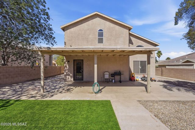 1260 N Amberbrooke Avenue, Tucson, AZ 85745