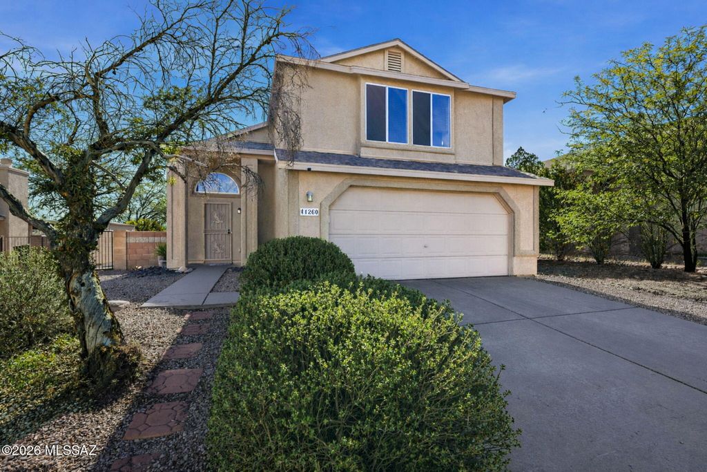 1260 N Amberbrooke Avenue, Tucson, AZ 85745