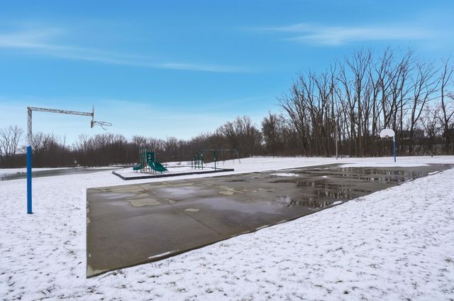 289 Redwood Drive, Marysville, OH 43040