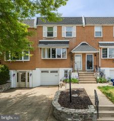 3206 SAXON PLACE, Philadelphia, PA 19114
