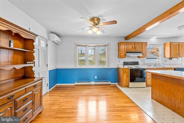 127 WATSON RD, State College, PA 16801