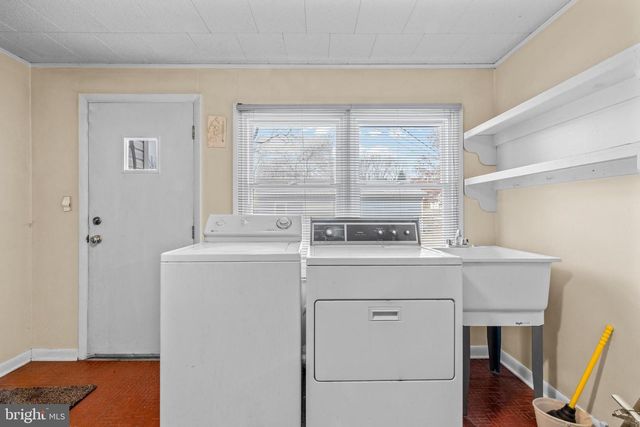 127 WATSON RD, State College, PA 16801