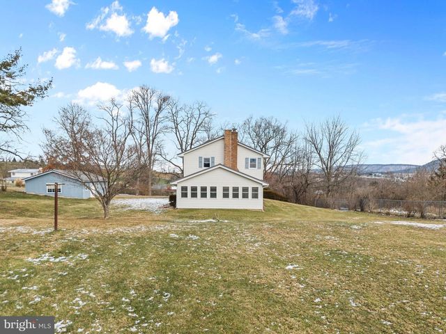 127 WATSON RD, State College, PA 16801