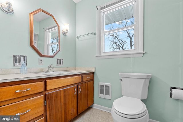 127 WATSON RD, State College, PA 16801