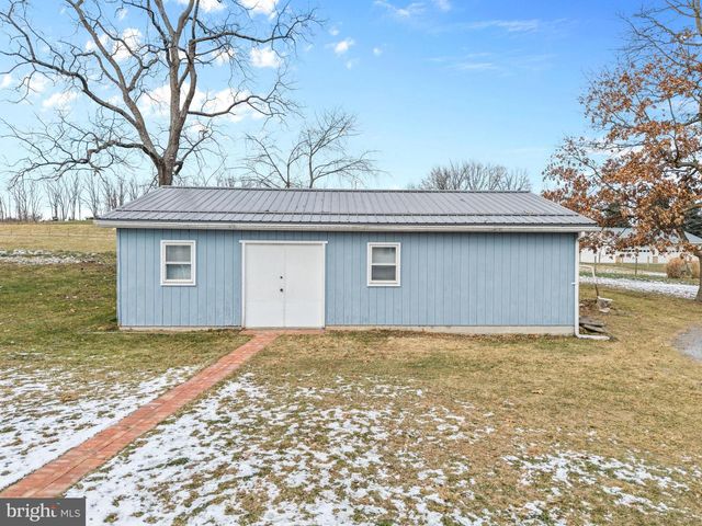 127 WATSON RD, State College, PA 16801