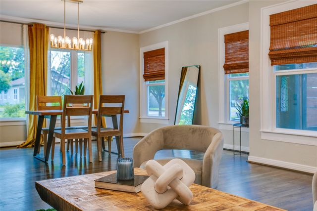 118 S Marlborough Avenue, Dallas, TX 75208