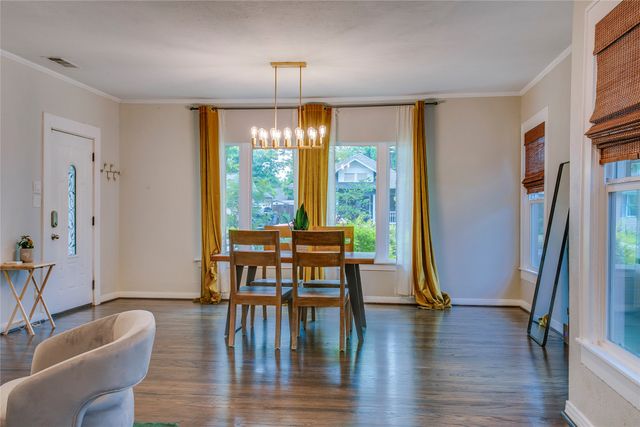 118 S Marlborough Avenue, Dallas, TX 75208