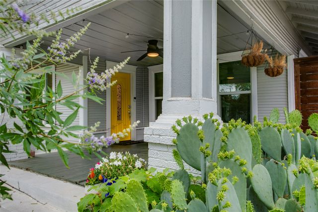 118 S Marlborough Avenue, Dallas, TX 75208