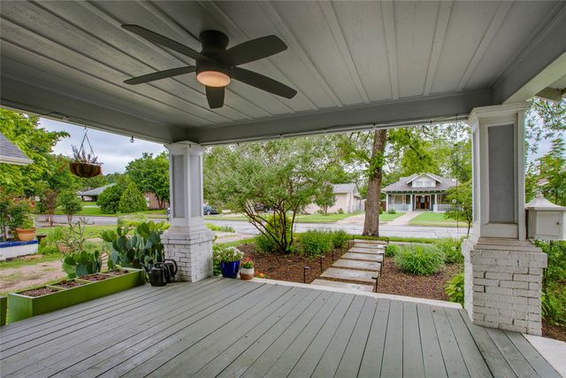 118 S Marlborough Avenue, Dallas, TX 75208