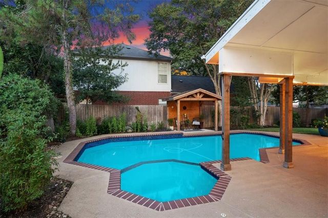 1215 Thistle TRL, Cedar Park, TX 78613
