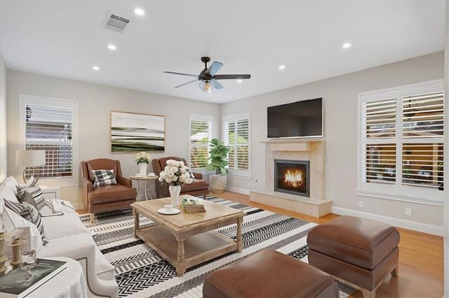 1215 Thistle TRL, Cedar Park, TX 78613
