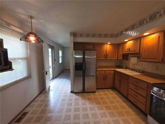 519 Sheets Street, Englewood, OH 45322