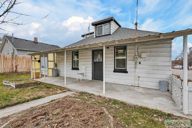 990 Ada Avenue, Idaho Falls, ID 83402