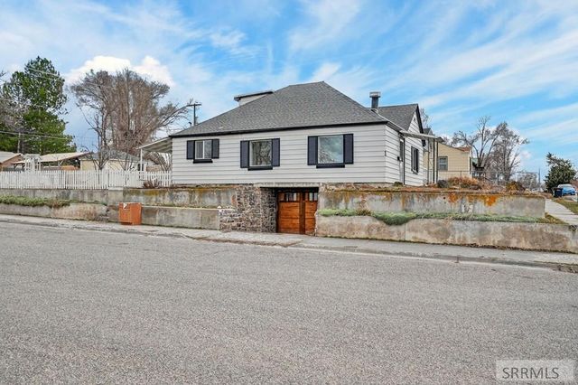 990 Ada Avenue, Idaho Falls, ID 83402