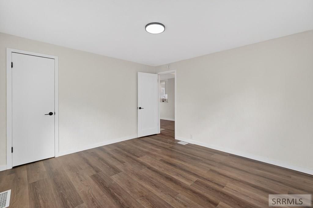 Image 11 of property listing at 990 Ada Avenue, Idaho Falls, ID 83402