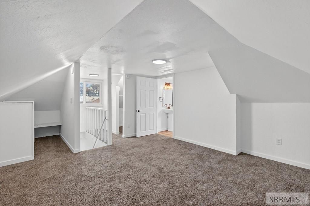 Image 19 of property listing at 990 Ada Avenue, Idaho Falls, ID 83402