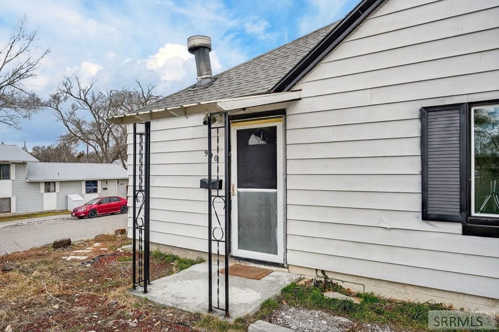 Image 38 of property listing at 990 Ada Avenue, Idaho Falls, ID 83402