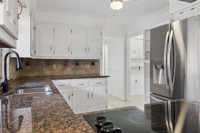 2708 Downing Drive, Plano, TX 75023